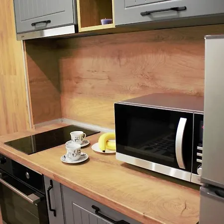 Tahoma - център * Варна