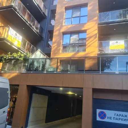 Tahoma - център Варна